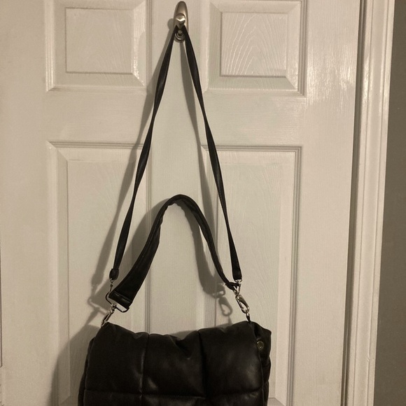 Stand Studio Wanda Handbag with removable straps and magnetic snap flap closure. - Picture 8 of 14